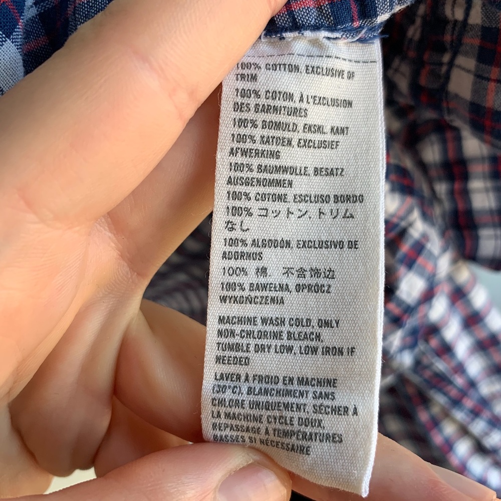A&F Button Up shirt - Small - Picture 8 of 9